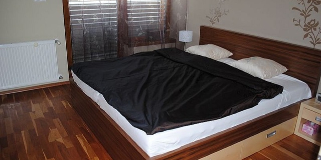 dřevěné postele na míru Praha